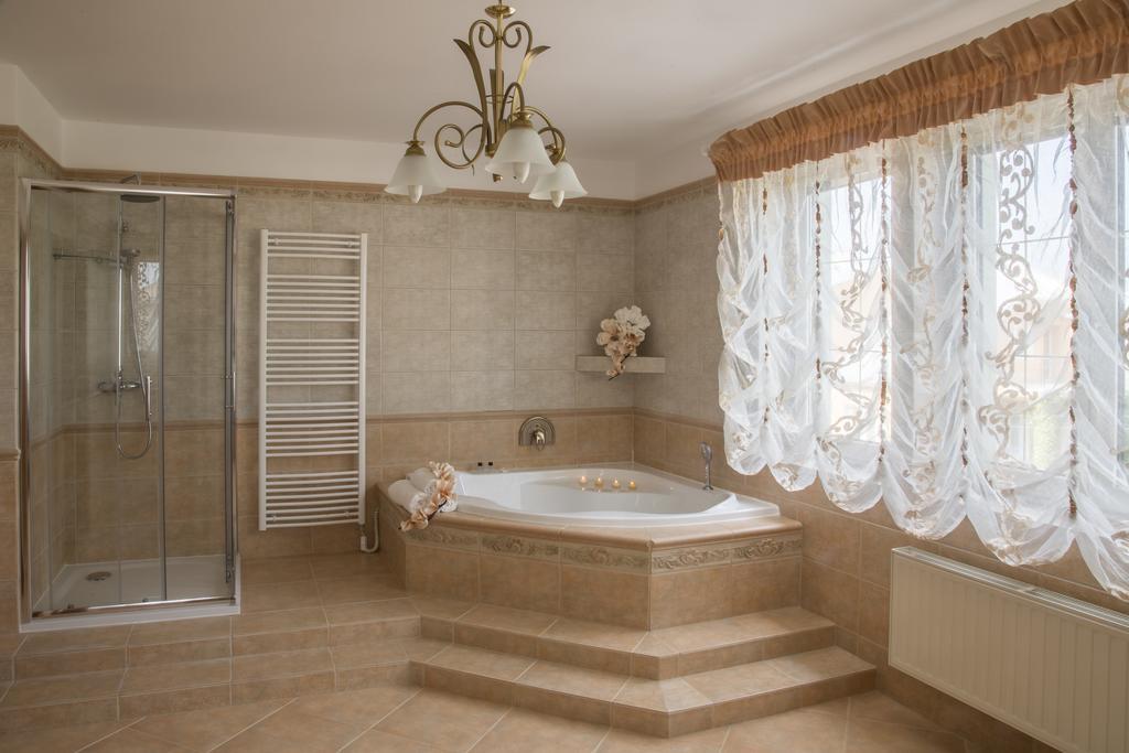 Villa Grande - Apartmany Olomouc Exterior photo