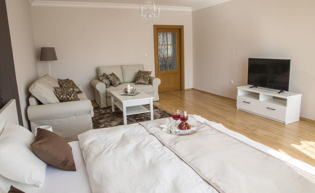 Villa Grande - Apartmany Olomouc Exterior photo