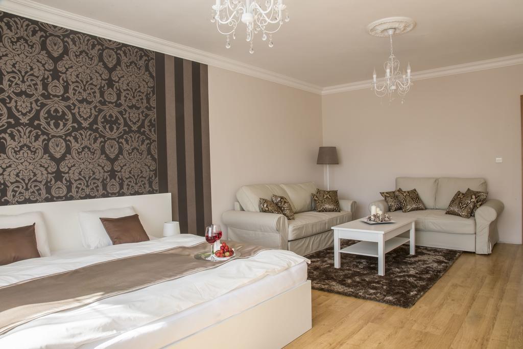 Villa Grande - Apartmany Olomouc Exterior photo